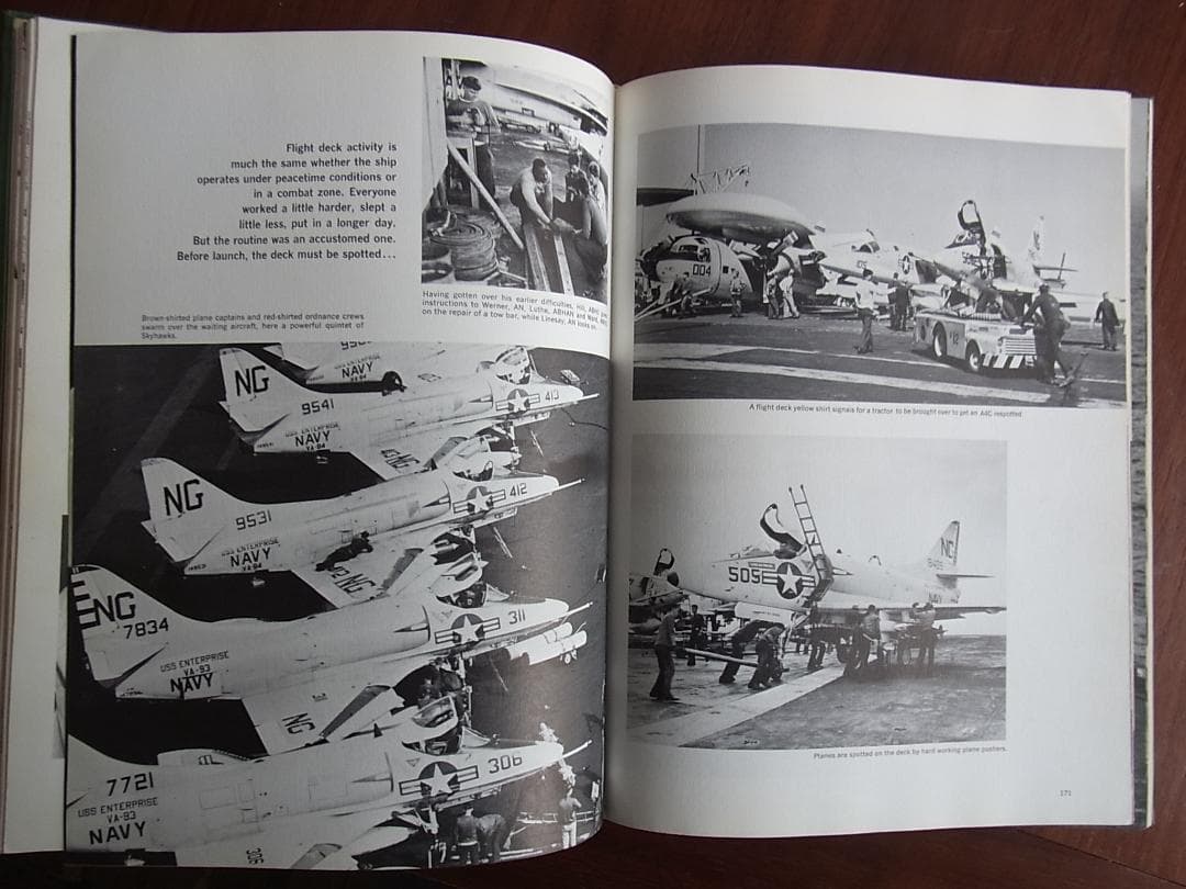 米海軍空母CVAN-65エンタープライズのヴェトナム戦争航海記録クルーズブック