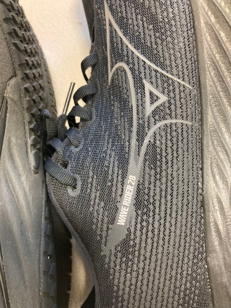 ミズノ ウエーブライダー28 MIZUNO WAVERIDER 28 28㎝