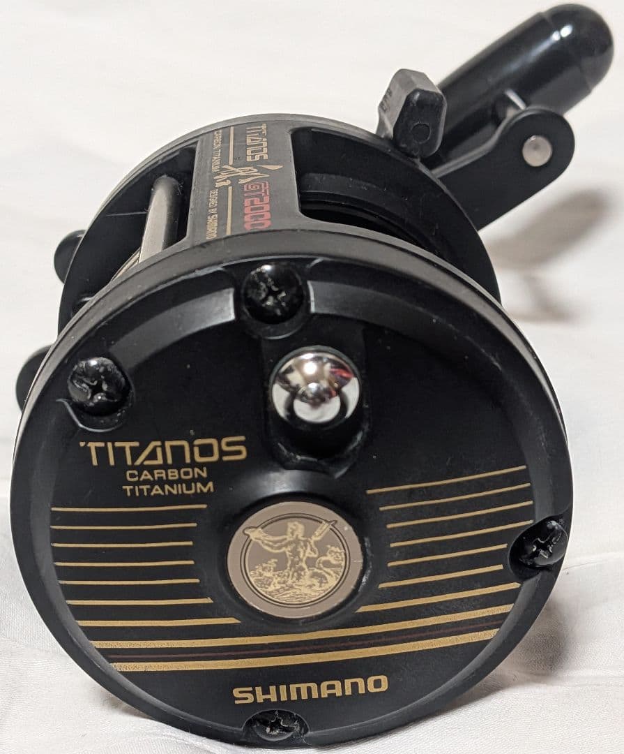 レア美品シマノチタノス船GT2000両軸リール