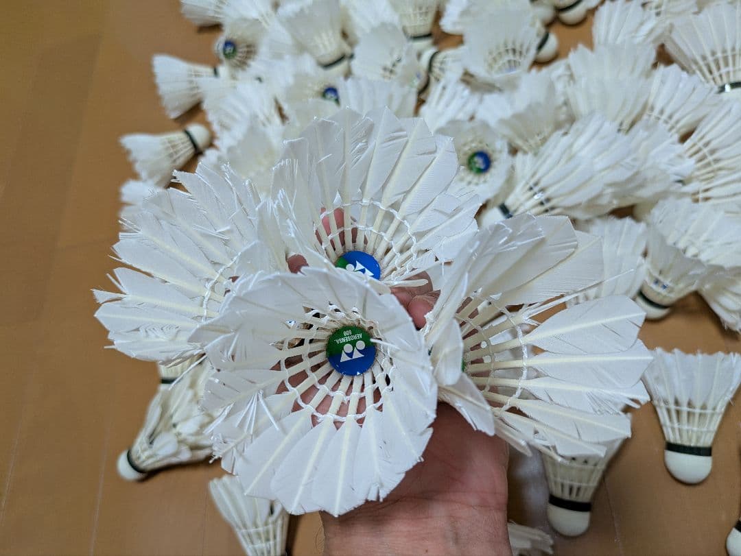 中古 バドミントンシャトル YONEX エアロセンサ600 120個