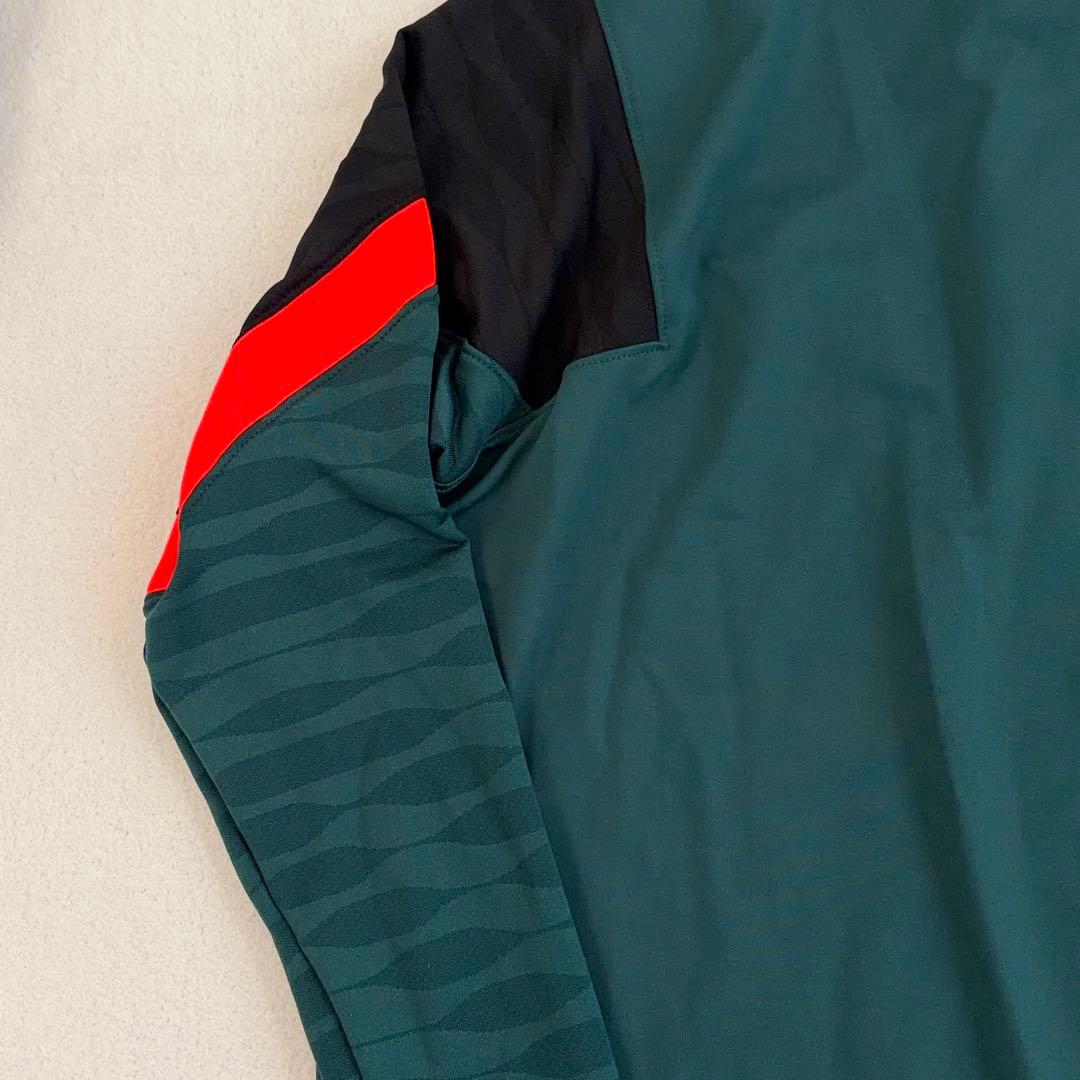 美品【NIKE】リバプール 21/22公式 ハーフジップ サッカーウェア 緑 M