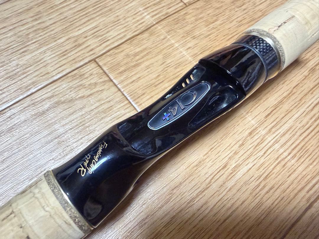 シマノ ワールドシャウラ ツアーエディション 1652R-4 極美品