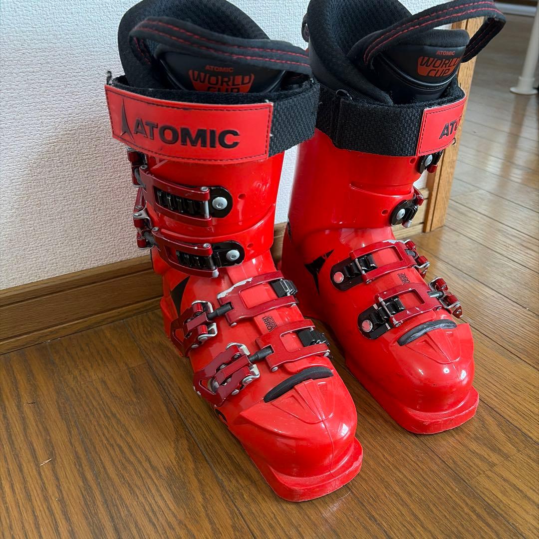 値引き交渉可　ATOMIC 競技用スキーブーツ　22.0〜22.5cm
