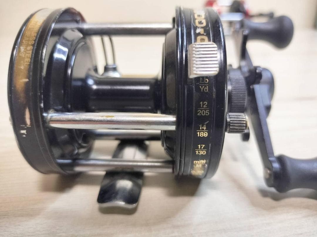 アブガルシア　アンバサダー5000C　ビンテージ　リール abu 　ブラック