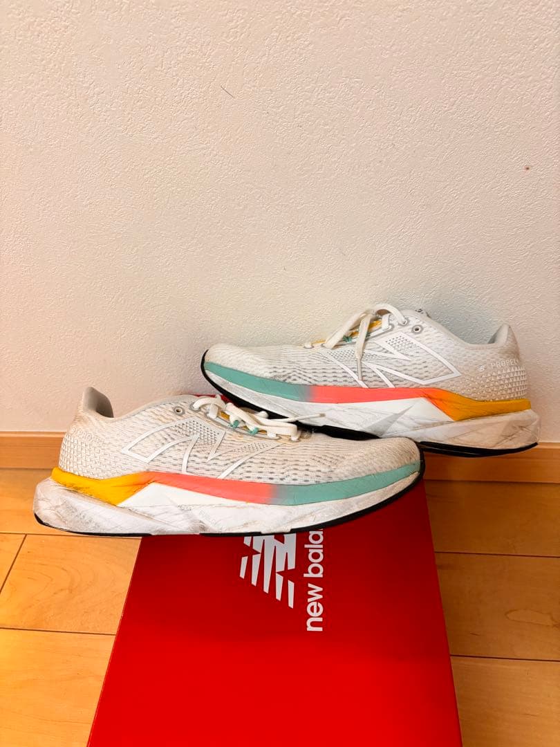 【26cm】ニューバランスFuelCell Propel v5 MFCPRLC5