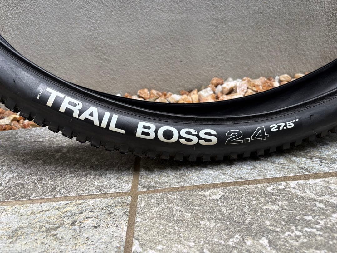 WTB TRAILBOSS 2.4 27.5” タイヤ2本＋チューブSET