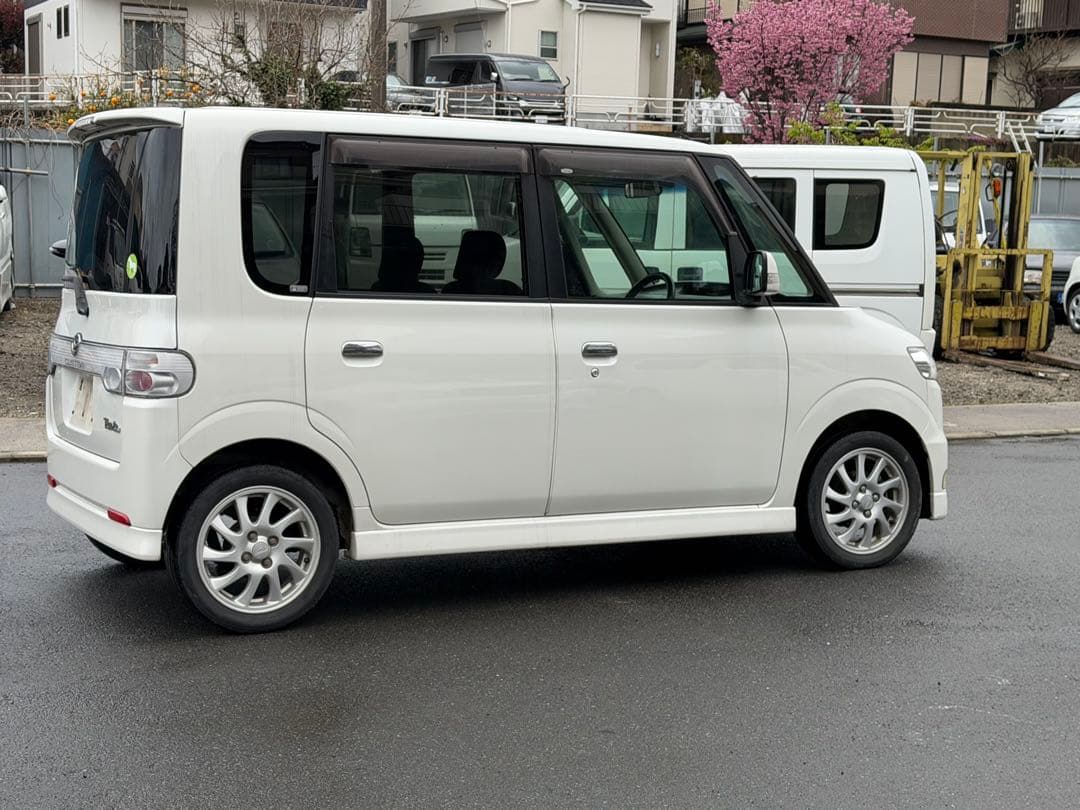 ダイハツ タント年式平成19年車検車検無しで8万2年で13万円です！