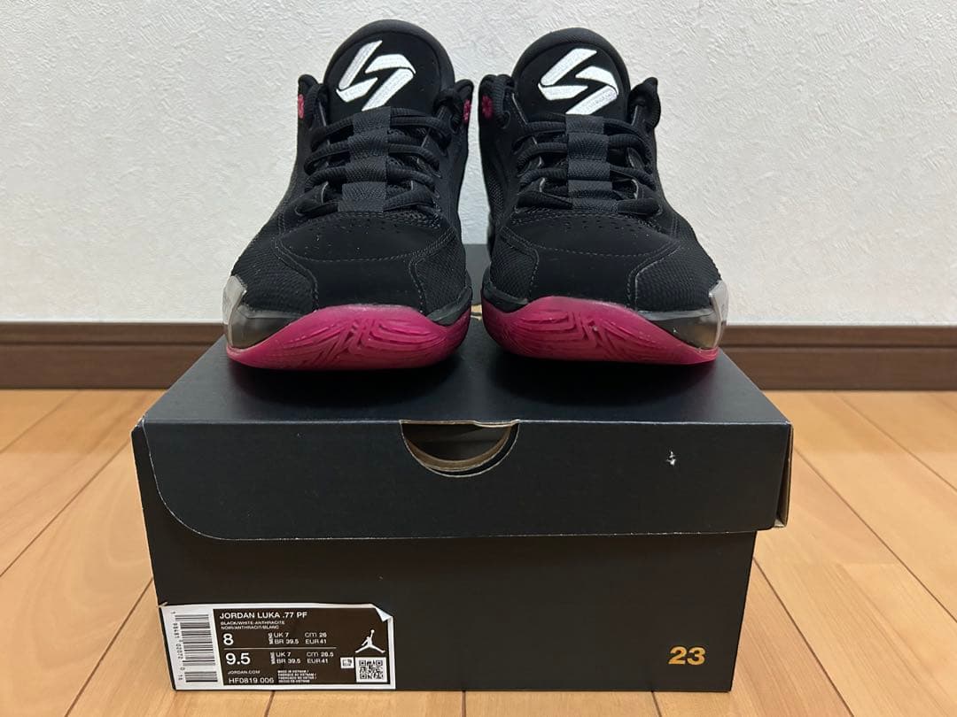 ルカ77 LUKA77 Jordan バスケットボールシューズ 黒　ピンク