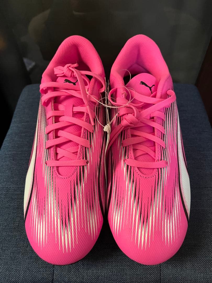 ☆新品☆ 未使用 PUMA サッカースパイク ウルトラ プレイ 24cm
