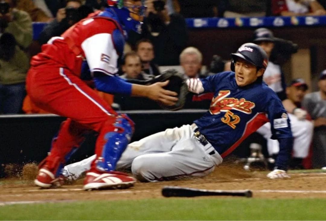 希少品　WBC 第1回　世界一　侍ジャパンユニフォーム　川崎宗則　直筆サイン入り