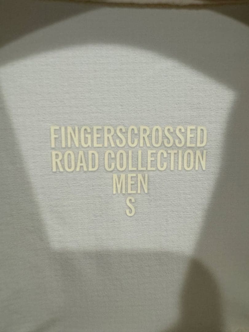 【新品】未使用品！FINGERS CROSSED ジレ ホワイト S 公式完売