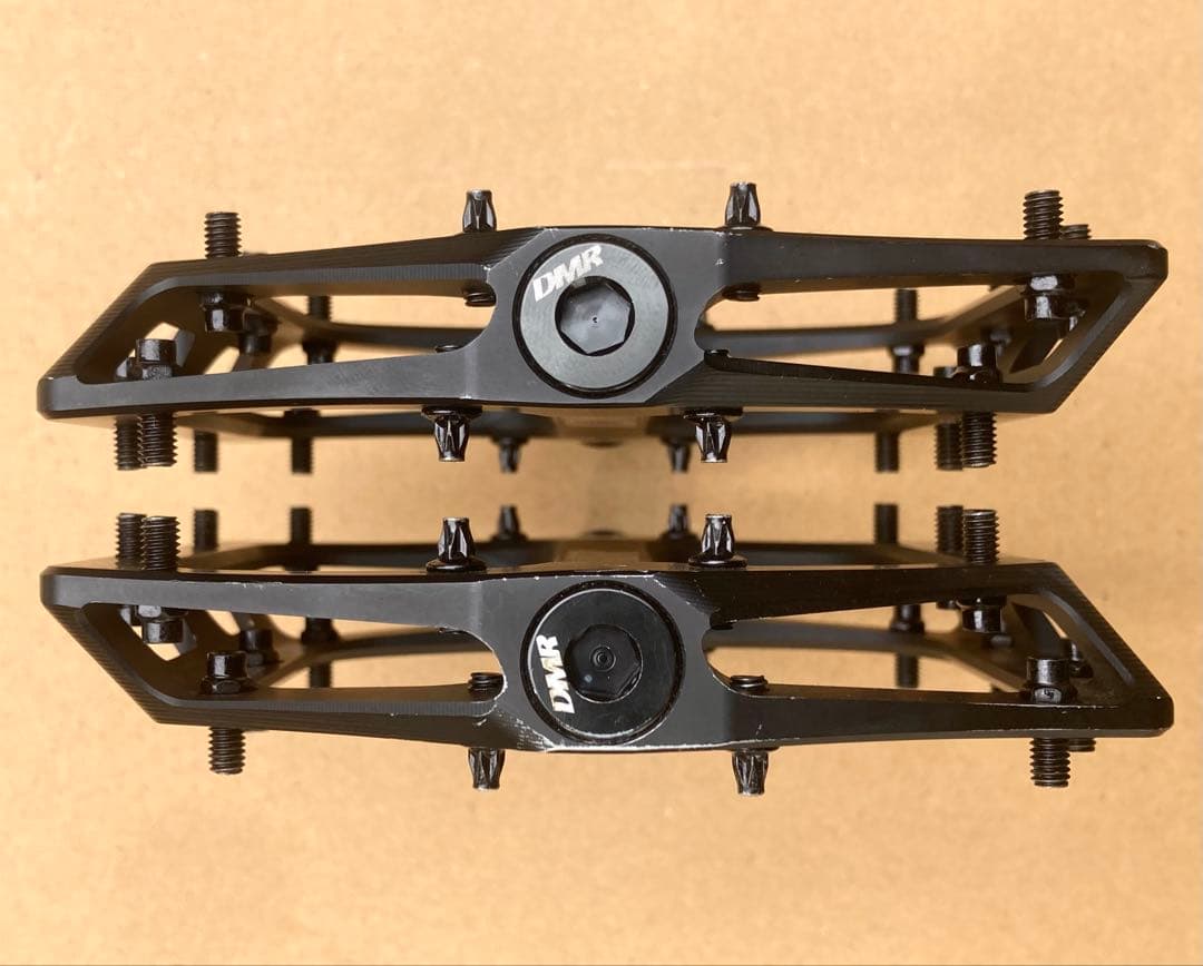 DMR Vault Brendog ディーエムアール ボルト ブレンドッグ