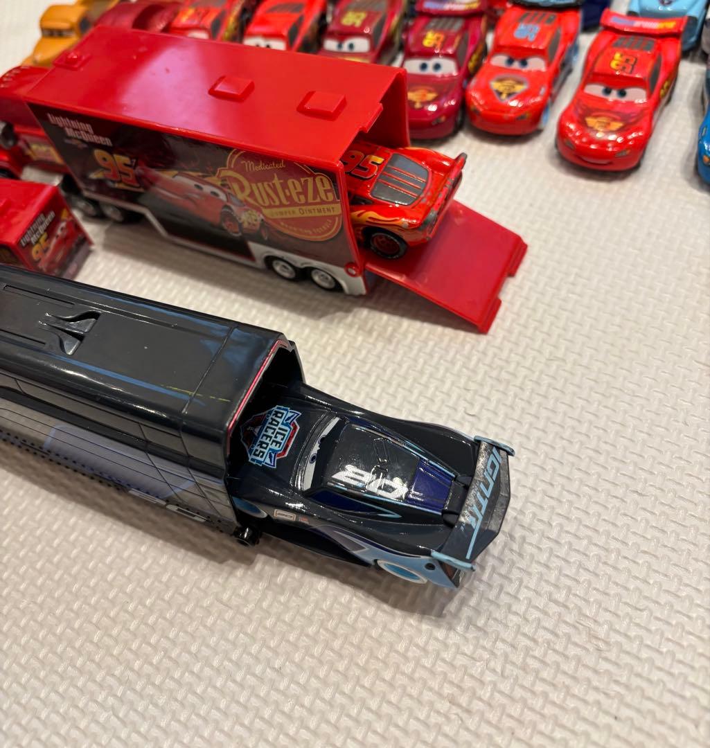 カーズ トミカ49台　まとめ売り　廃盤品あり