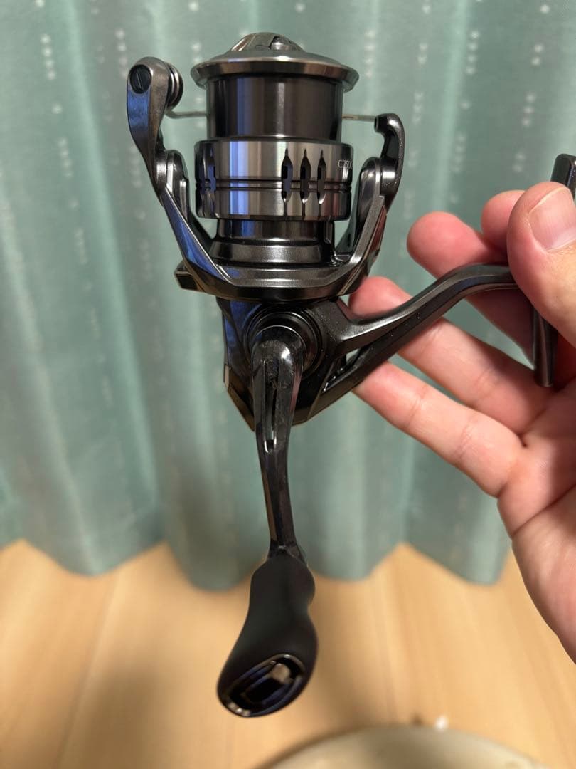 シマノ　２５コンプレックスＸＲ　Ｃ２５００Ｆ４　ＸＧ　ＳＨＩＭＡＮＯ