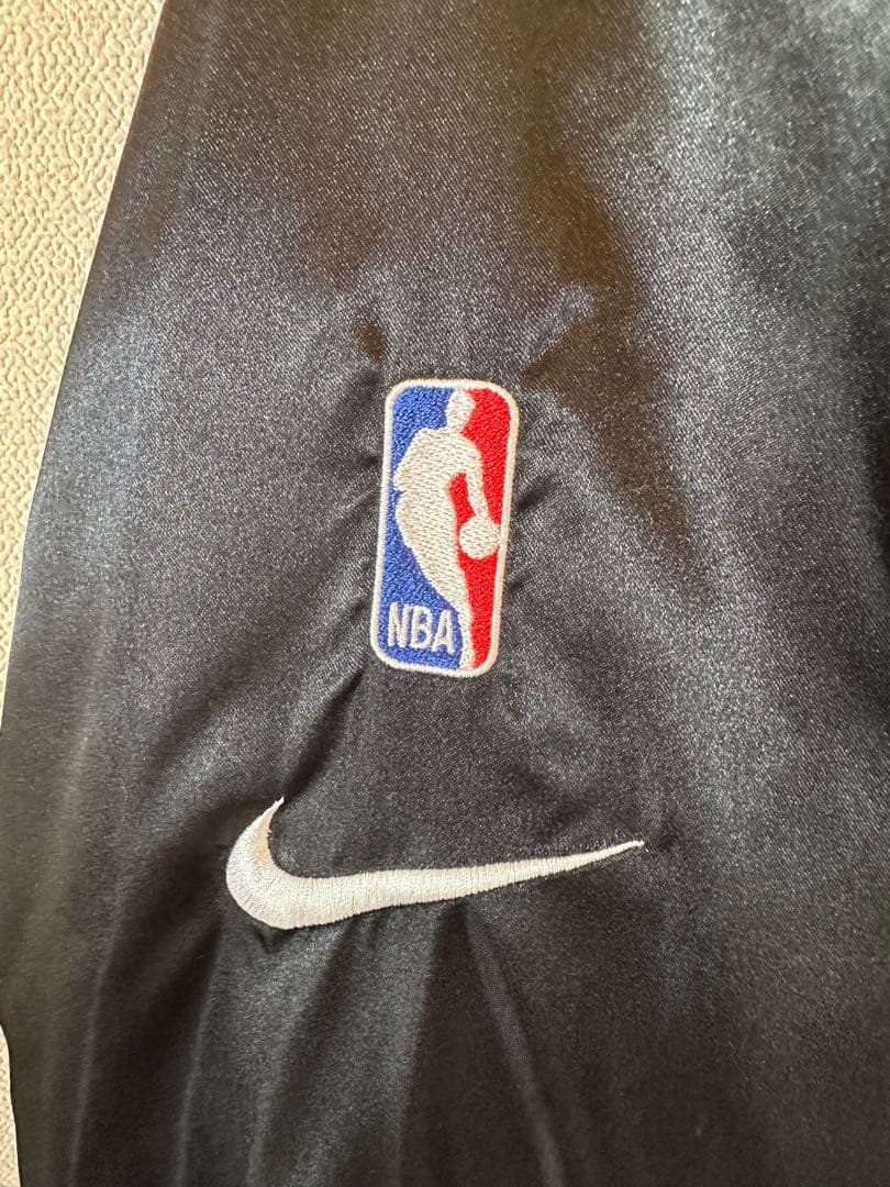 激レア NBA LAKERS 刺繍 スタジアムジャンバー