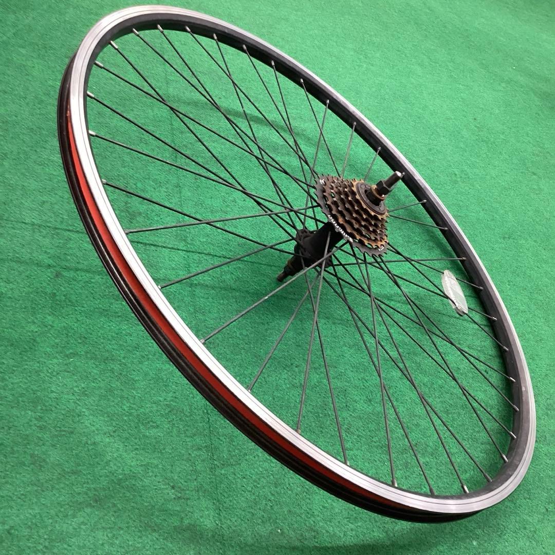アルミリム　後輪 700c リア 35cタイヤがついてました