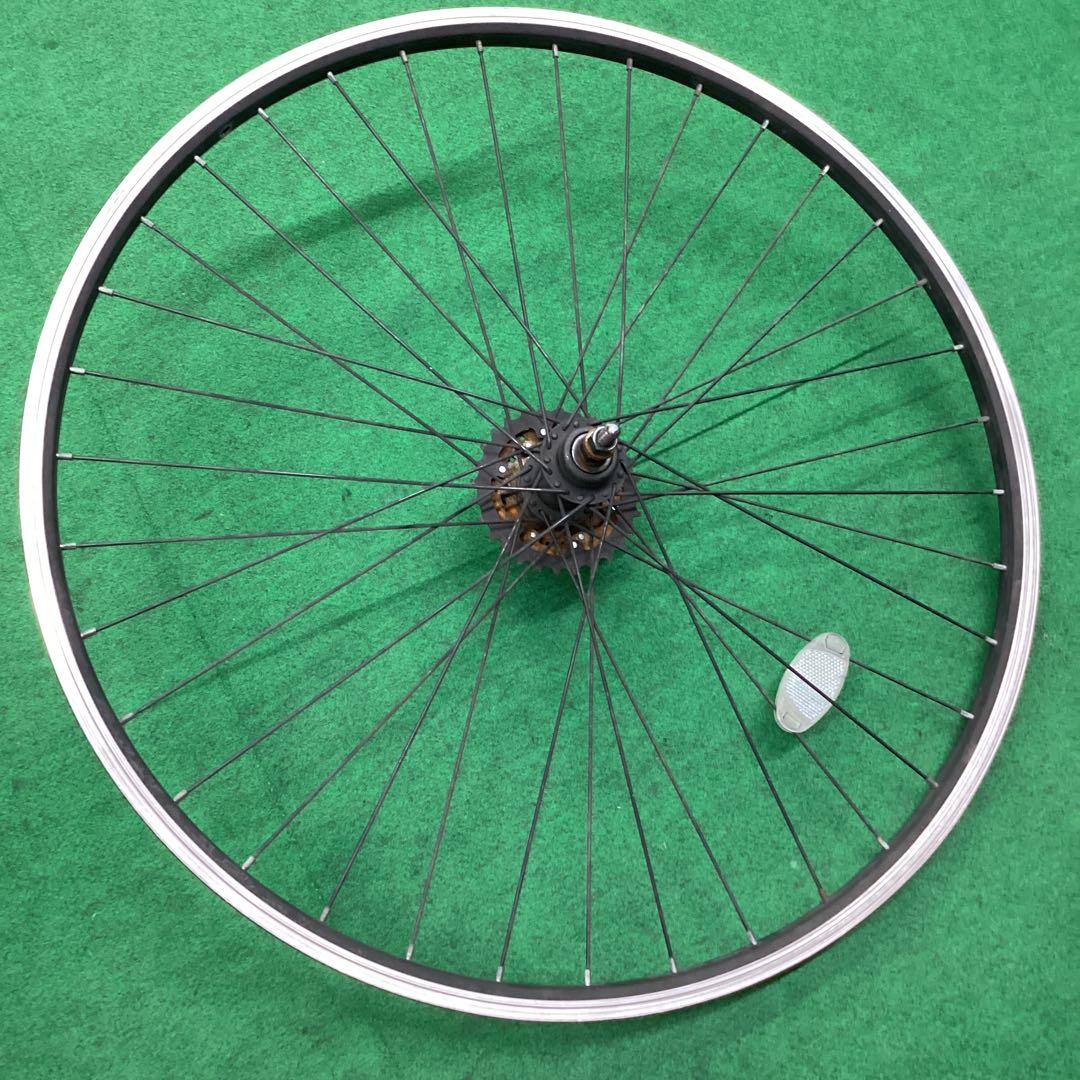 アルミリム　後輪 700c リア 35cタイヤがついてました