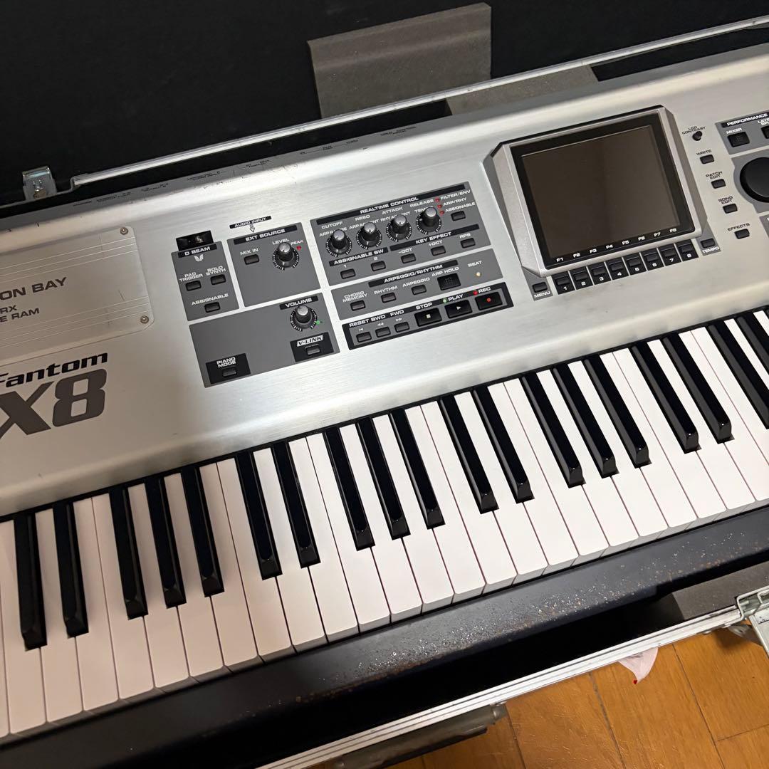 Roland FANTOM X8 88鍵盤 シンセサイザー 専用ハードケース付き