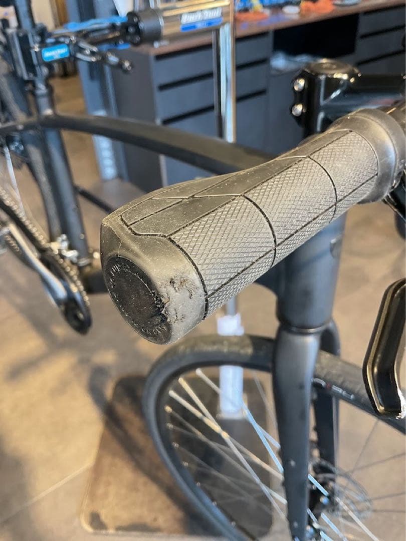 Trek FX 1 Gen 4 2026年モデル　Dark Star Matte