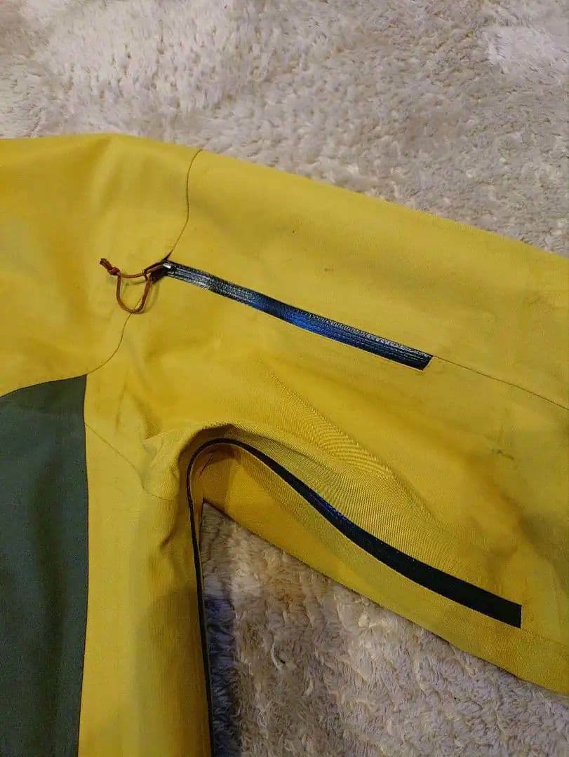 patagonia スノードリフター M イエロー