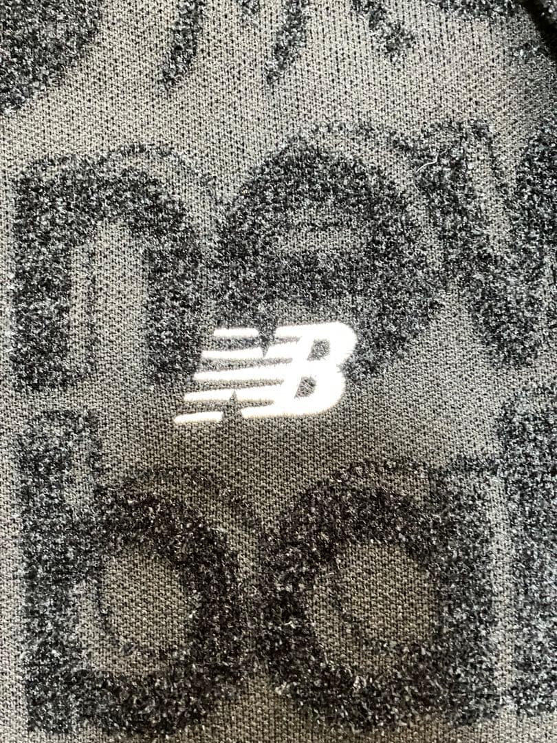 New Balance ロゴニット