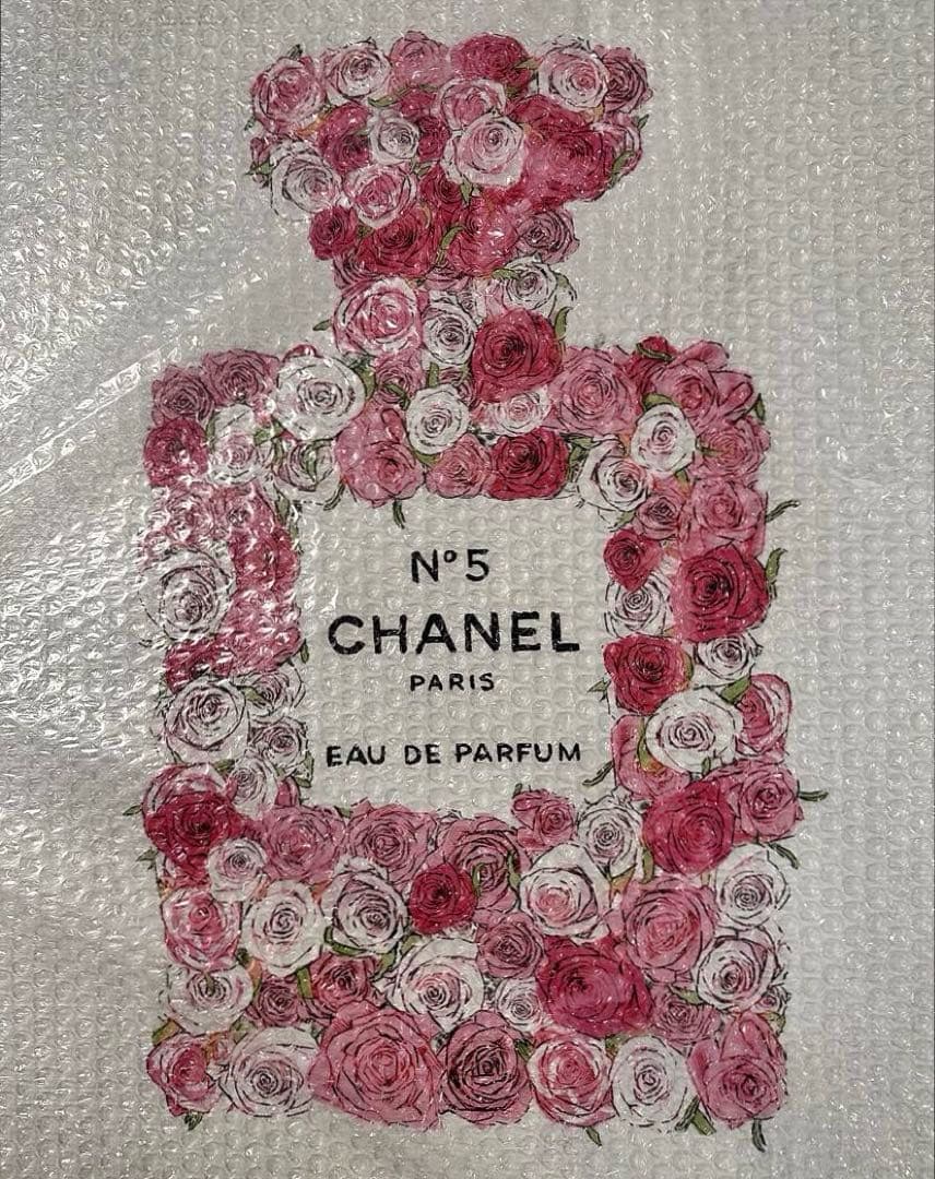CHANEL N°5 花のアート作品