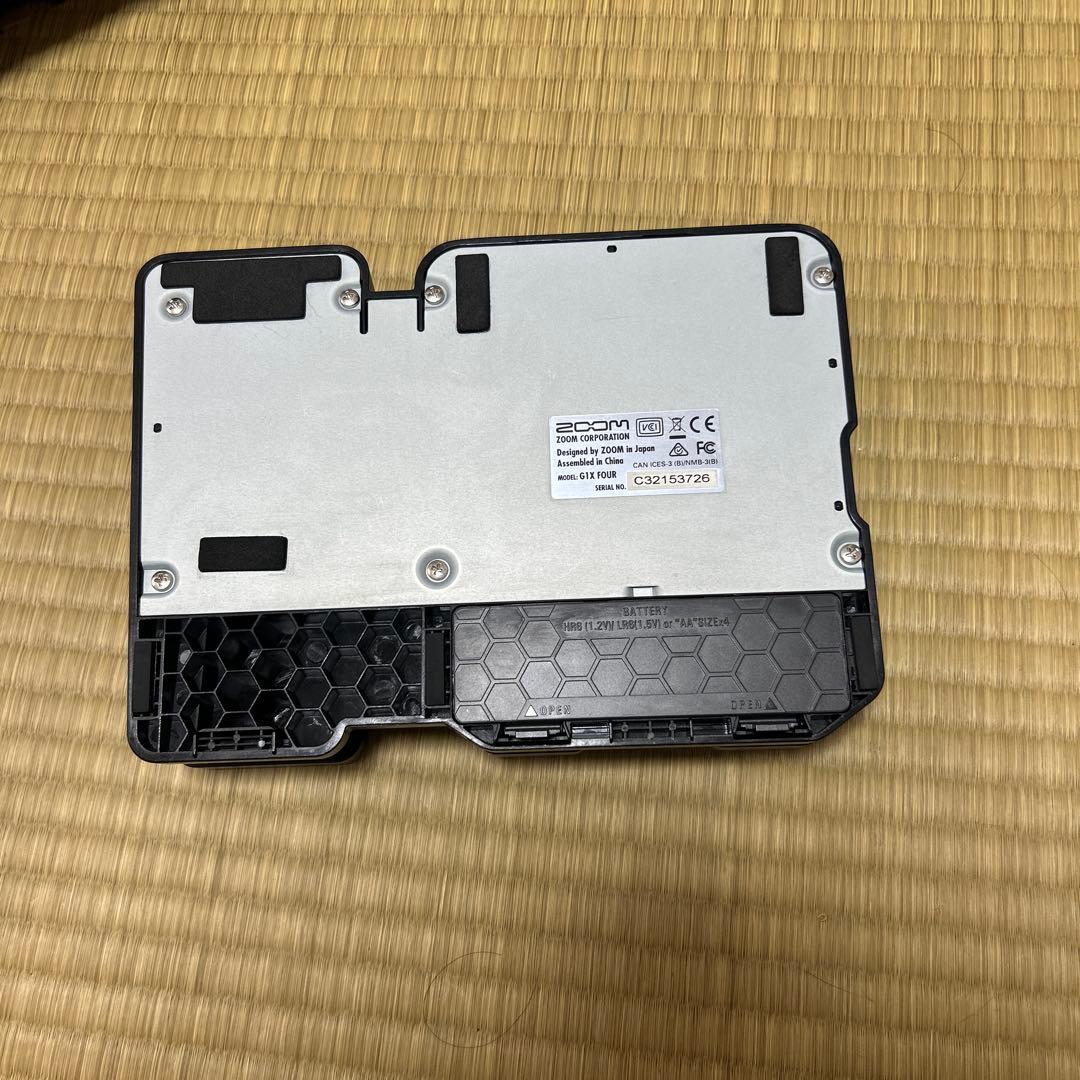 ZOOM G1X FOUR マルチエフェクター　動作確認済み