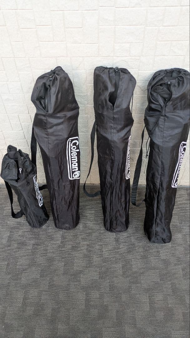 Coleman 折りたたみチェア 黒 4脚セット 大3脚 小1脚