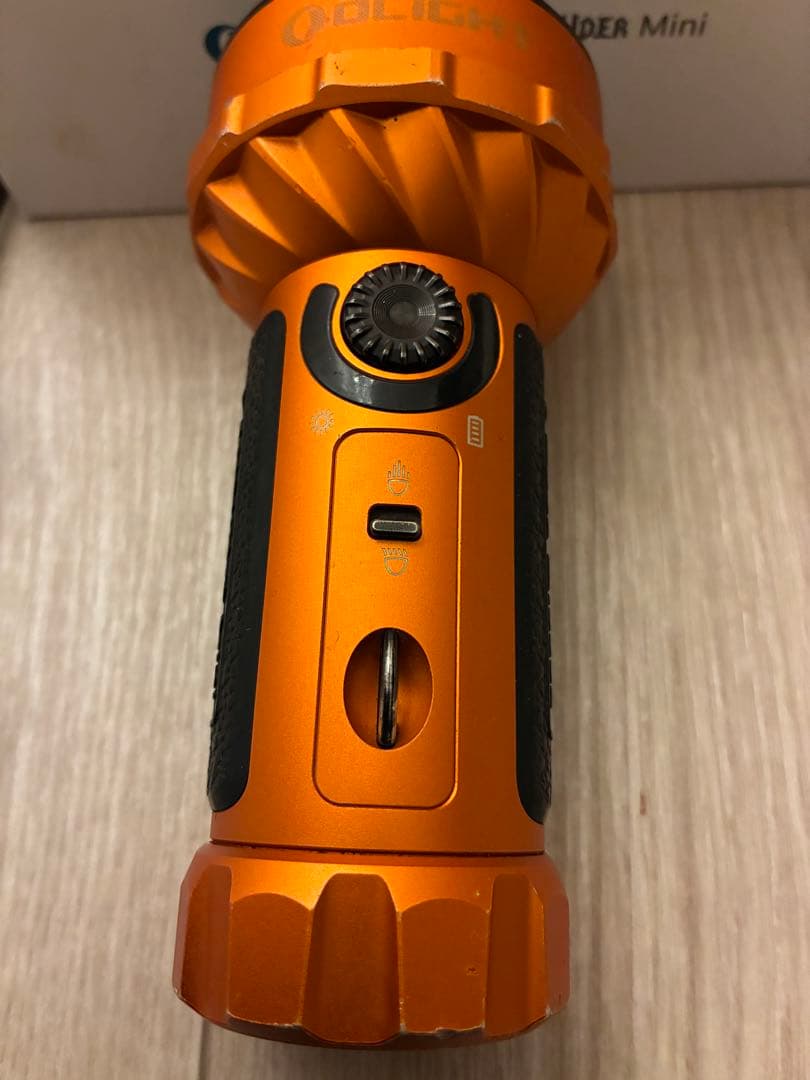 OLIGHT オーライト MarauderMini オレンジ 予備バッテリー付き