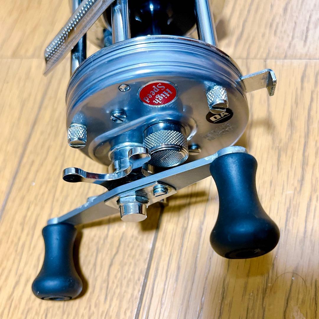 美品　超希少　ABU アブ　アンバサダー 6500C 010001