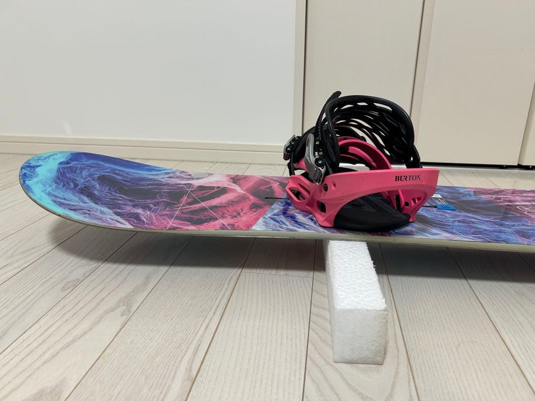 スノーボード BURTON FEELGOOD FLYING V 155