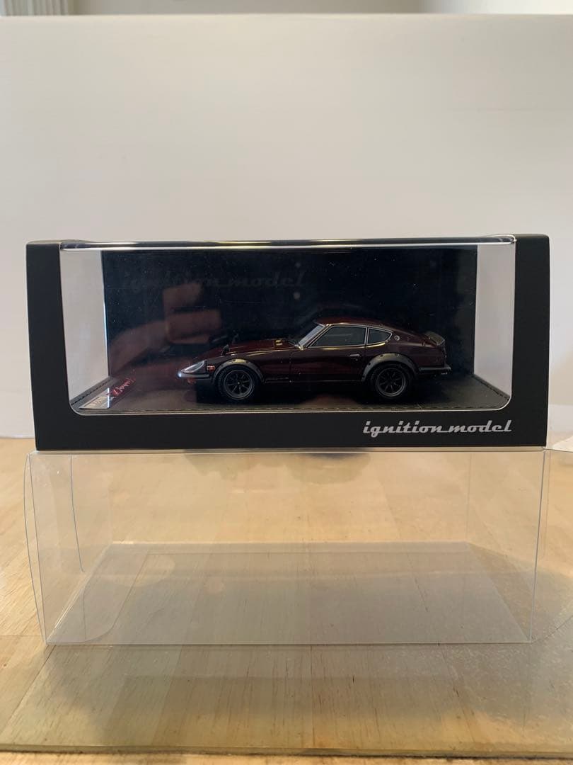 イグニッションモデル　1/43 フェアレディ　Z-G HS30 マルーン