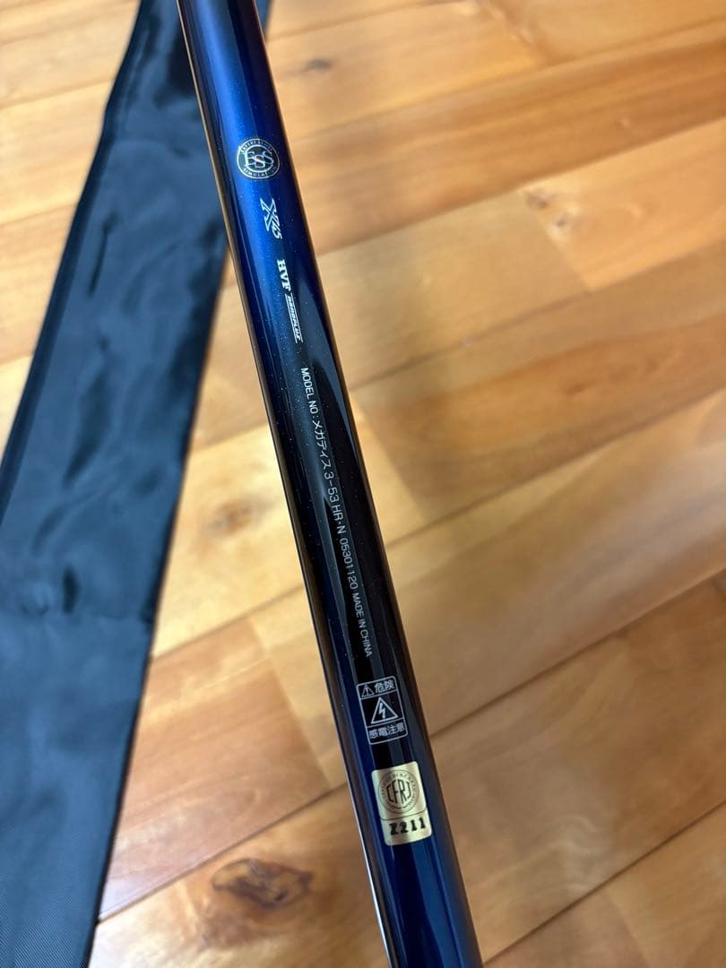 極上美品　ダイワ(Daiwa)　21メガディス 3-53HR・N