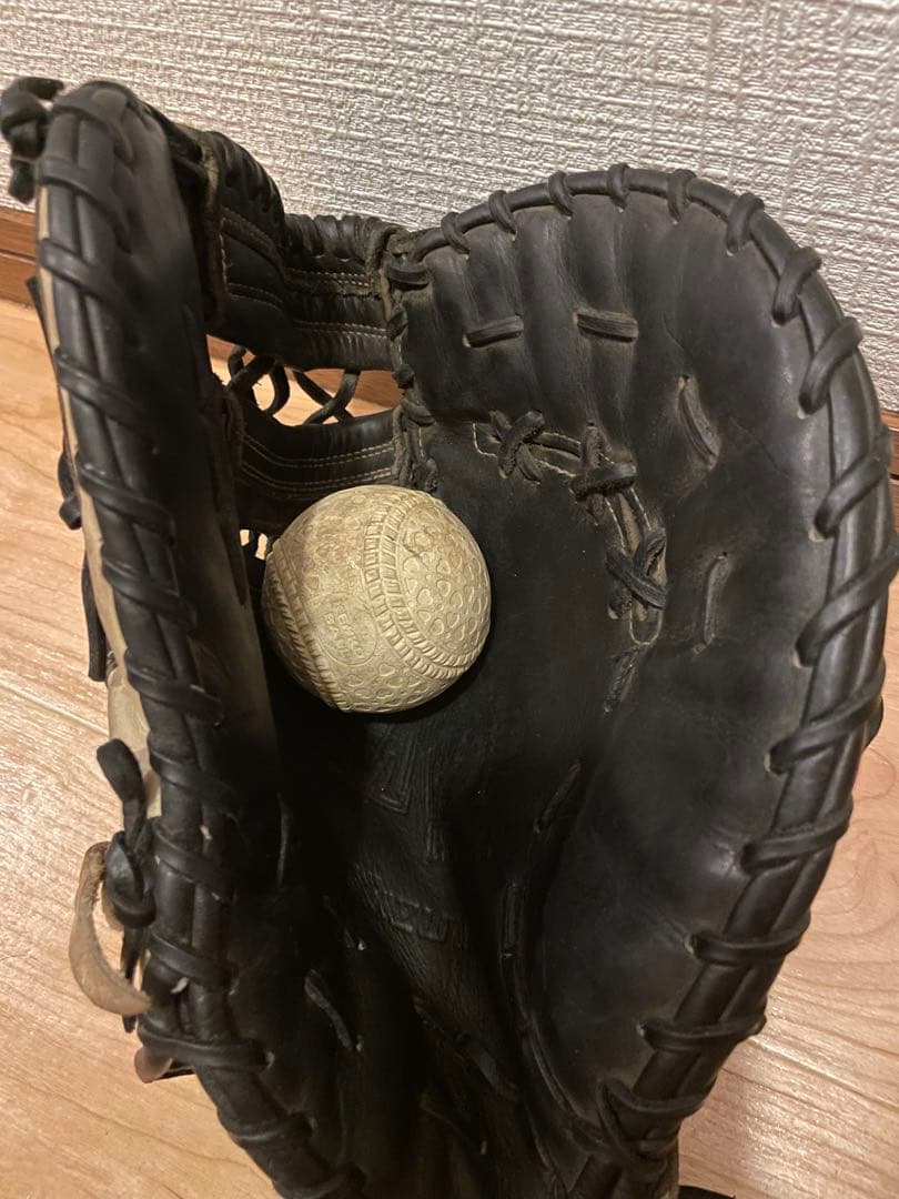 値下げ！！Mizuno USA硬式ファーストミット　黒/白　ＭＶＰ（ＧＸＦ５３）