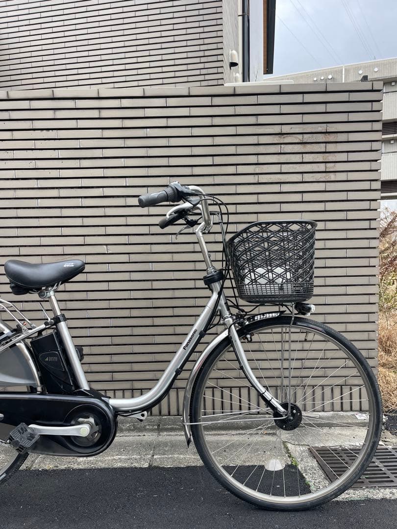 8.9ah Panasonic電動アシスト自転車 シルバー バスケット付き