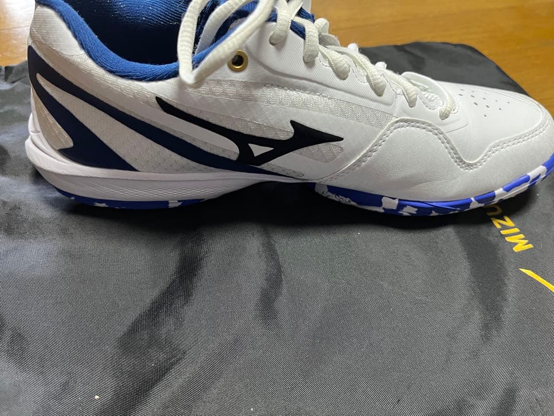 Mizuno WAVE CLAW 4 バドミントンシューズ