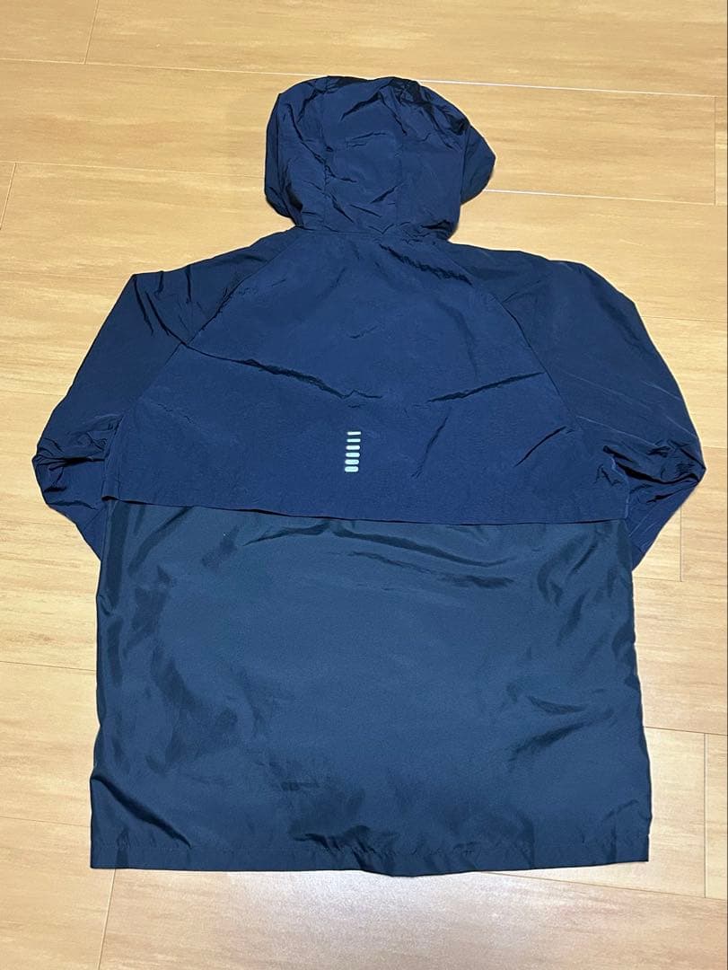 Under Armour ウィンドブレーカーとパンツ