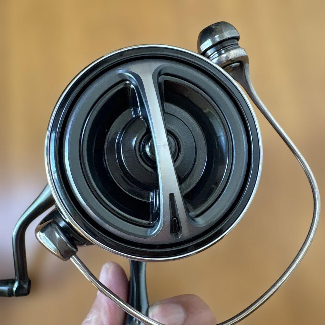シマノ 22ステラ C3000MHG 美品