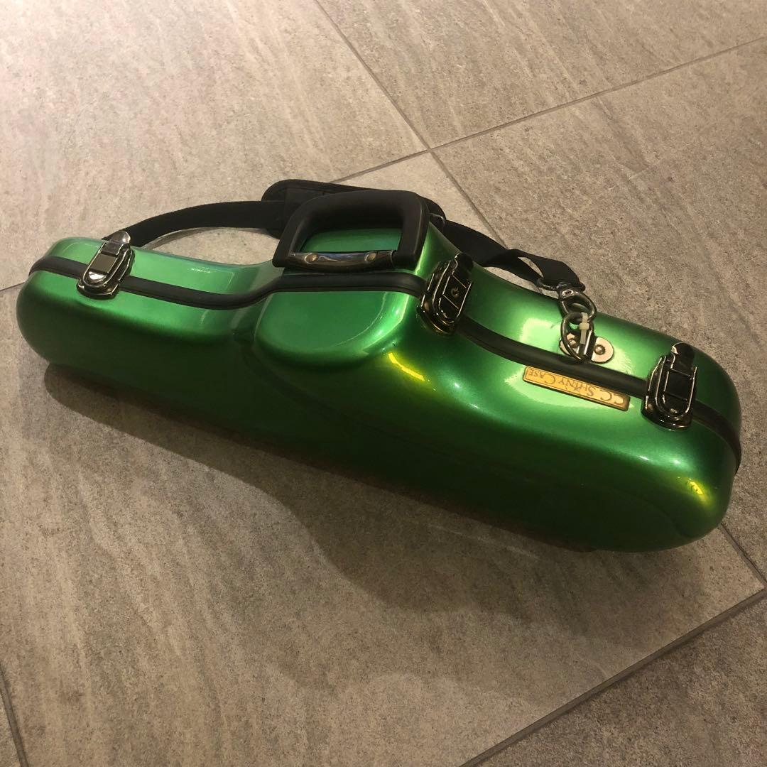 シャイニーケース　アルトサックス　グリーン