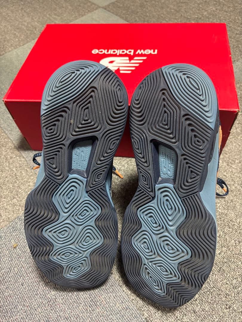 【D.Hさん専用】New Balance バスケットシューズ BB2WYBT5