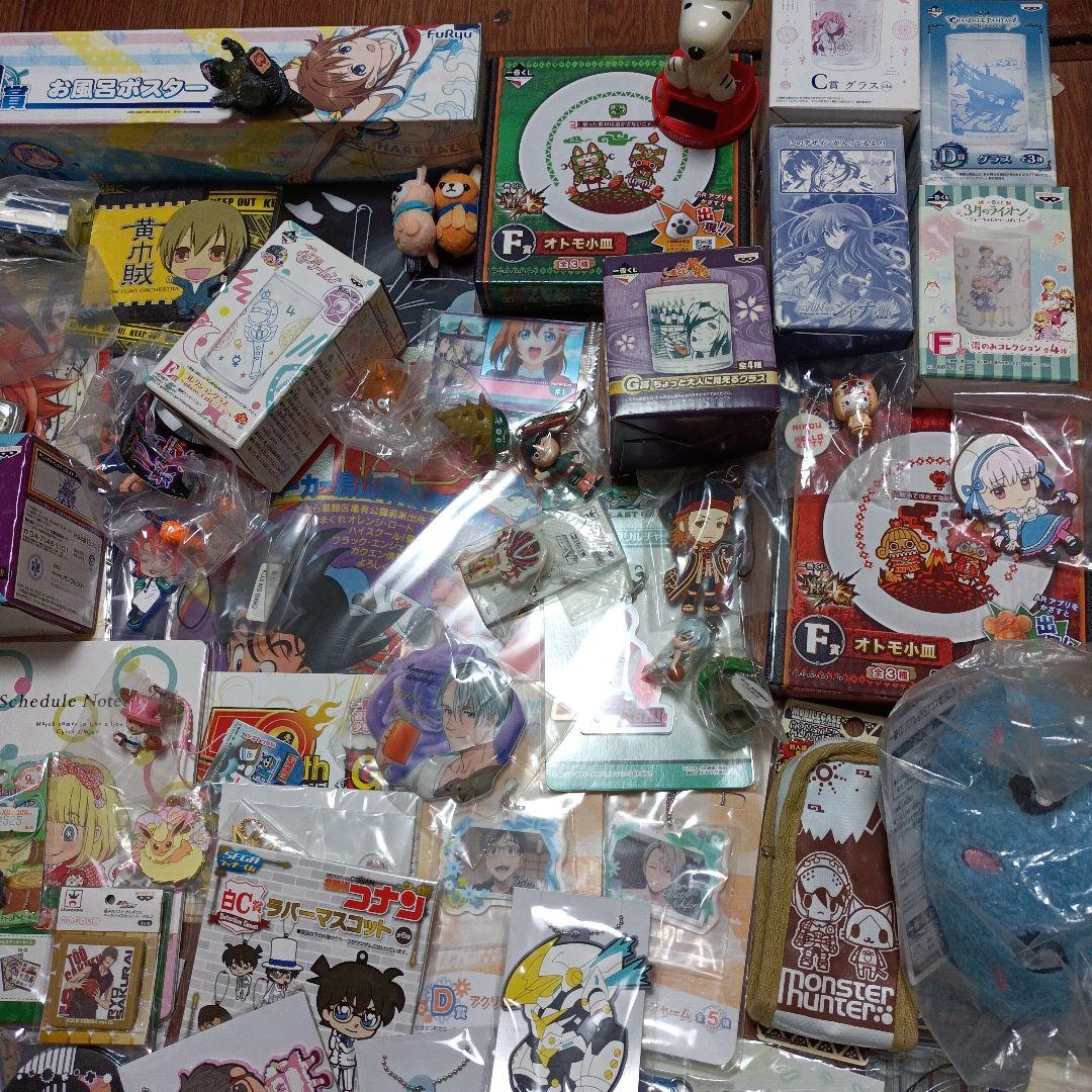 【送料無料】アニメグッズ　大量100個以上　まとめてセット