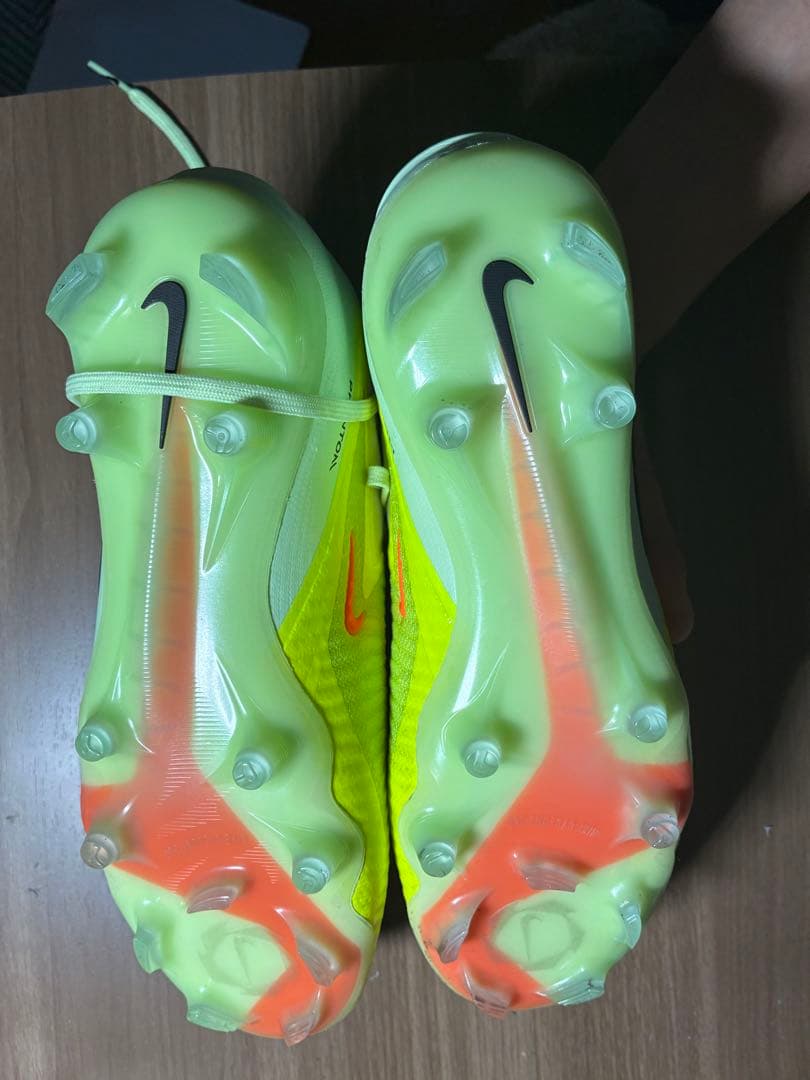 NIKE ファントム6 エリート　FG 25.5cm