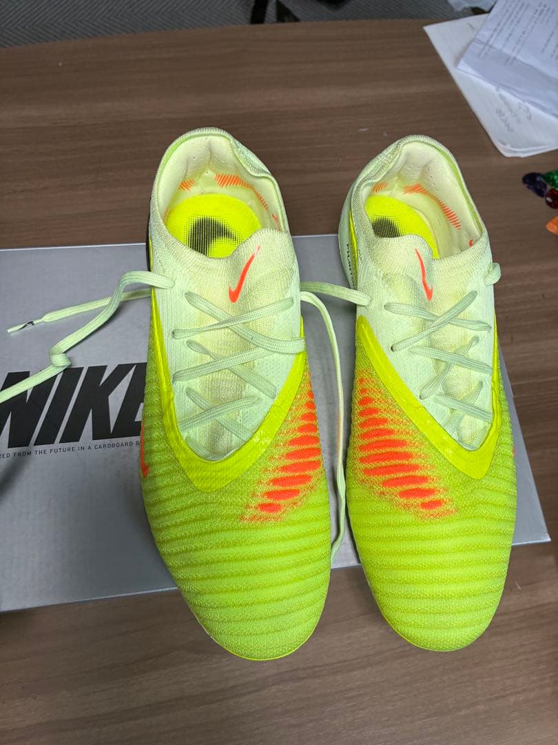 NIKE ファントム6 エリート　FG 25.5cm