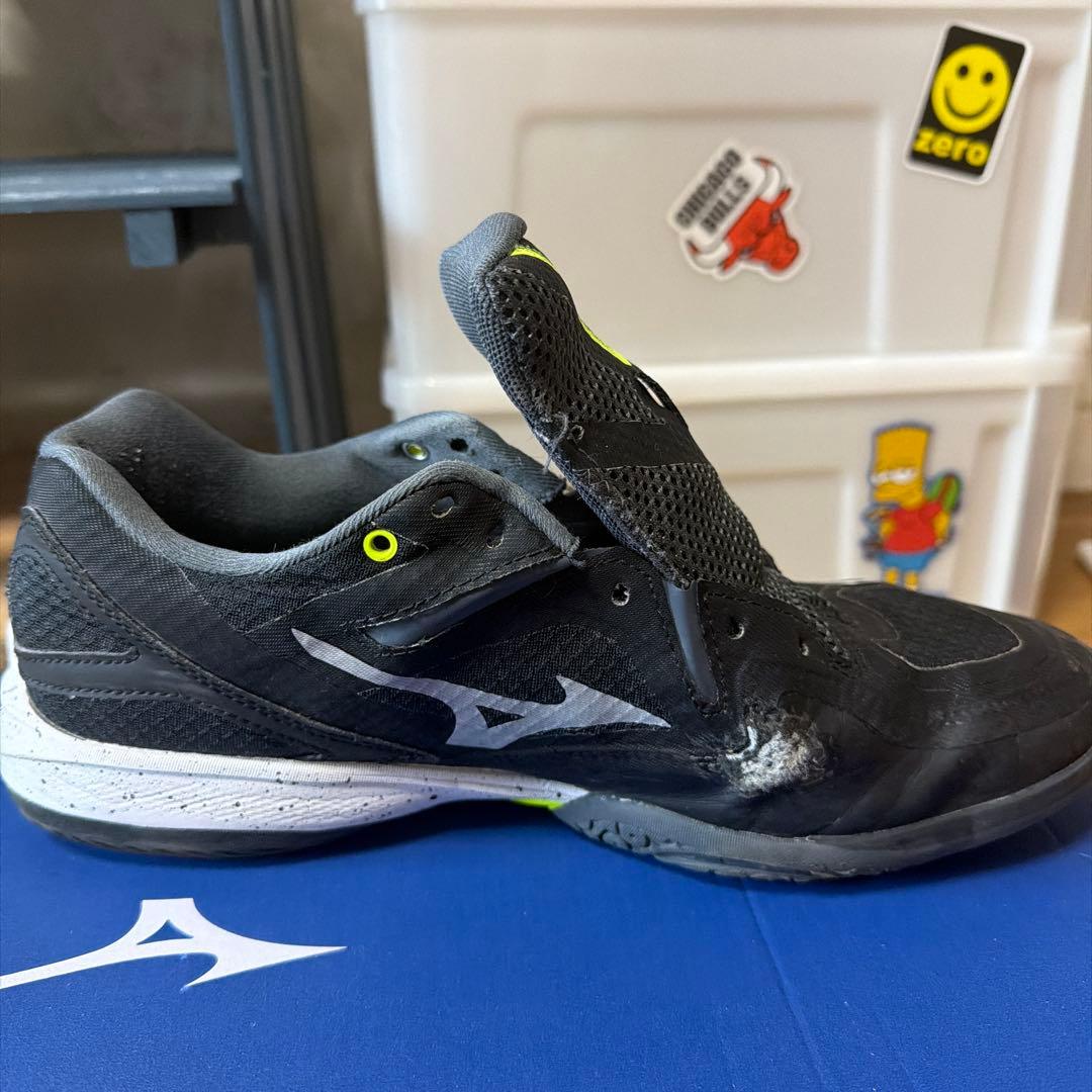 Mizuno バドミントンシューズ ブラック/イエロー　27㎝