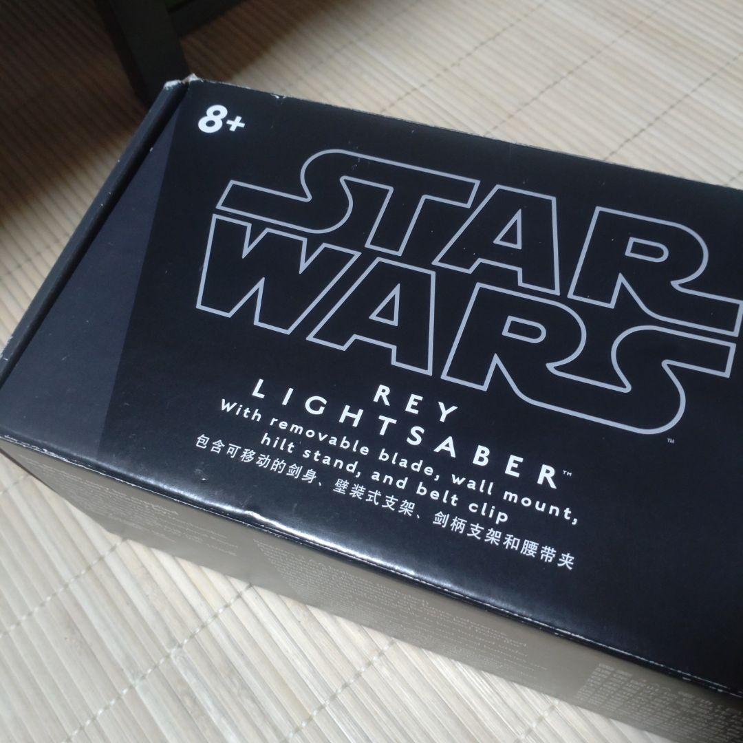 スターウォーズ　レイ　ライトセーバー　レプリカ　海外ディズニー限定品