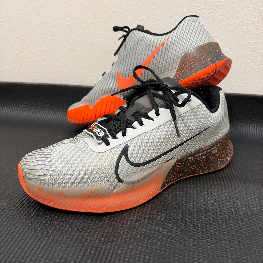 Nike テニスシューズ ヴェイパー11 28cm