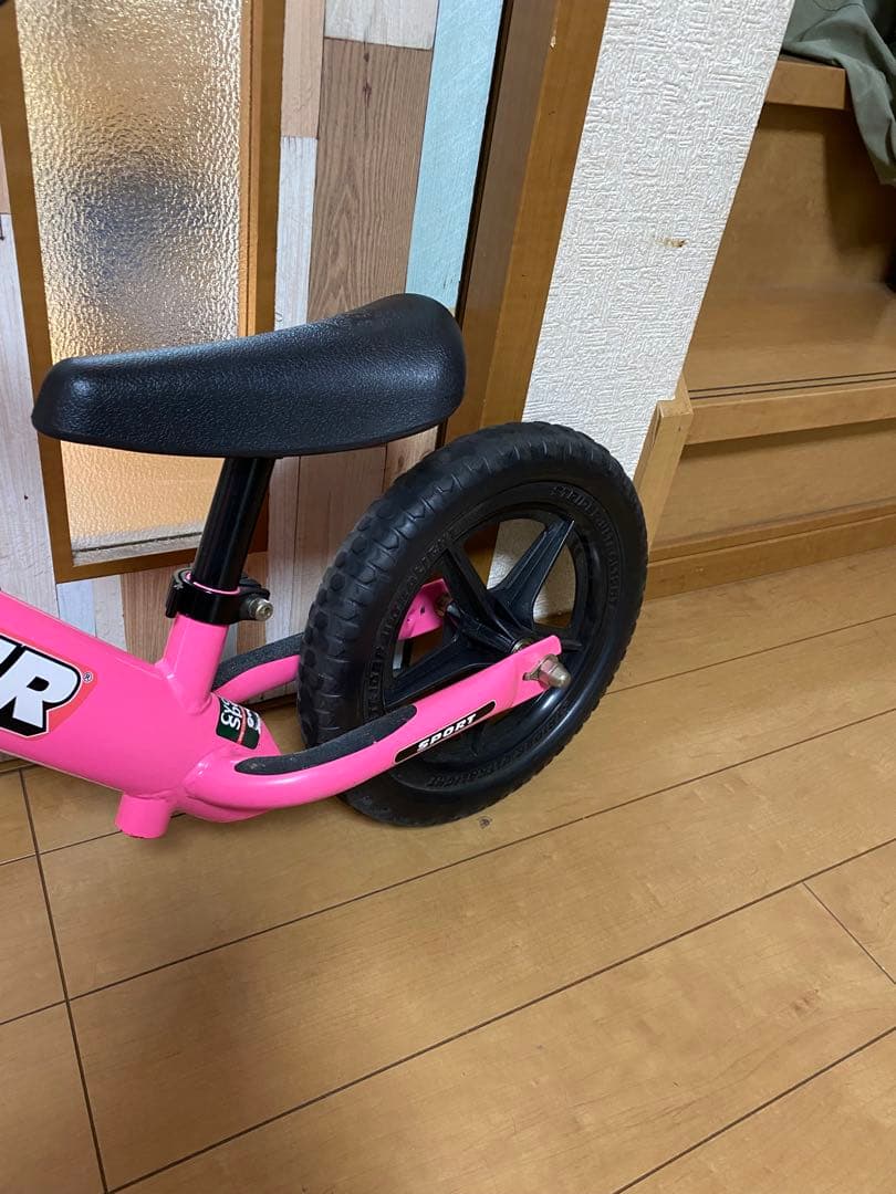 STRIDER SPORT 美品　ピンク色　日本正規品　スポーツモデル
