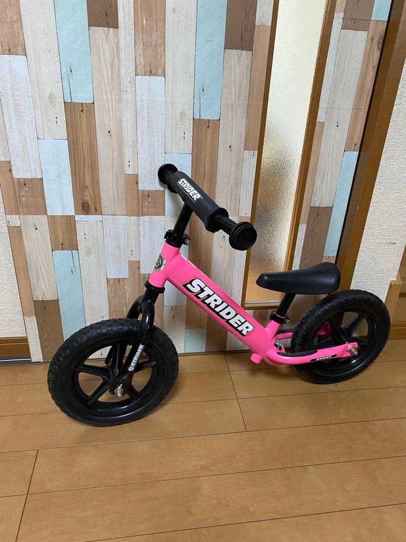 STRIDER SPORT 美品　ピンク色　日本正規品　スポーツモデル