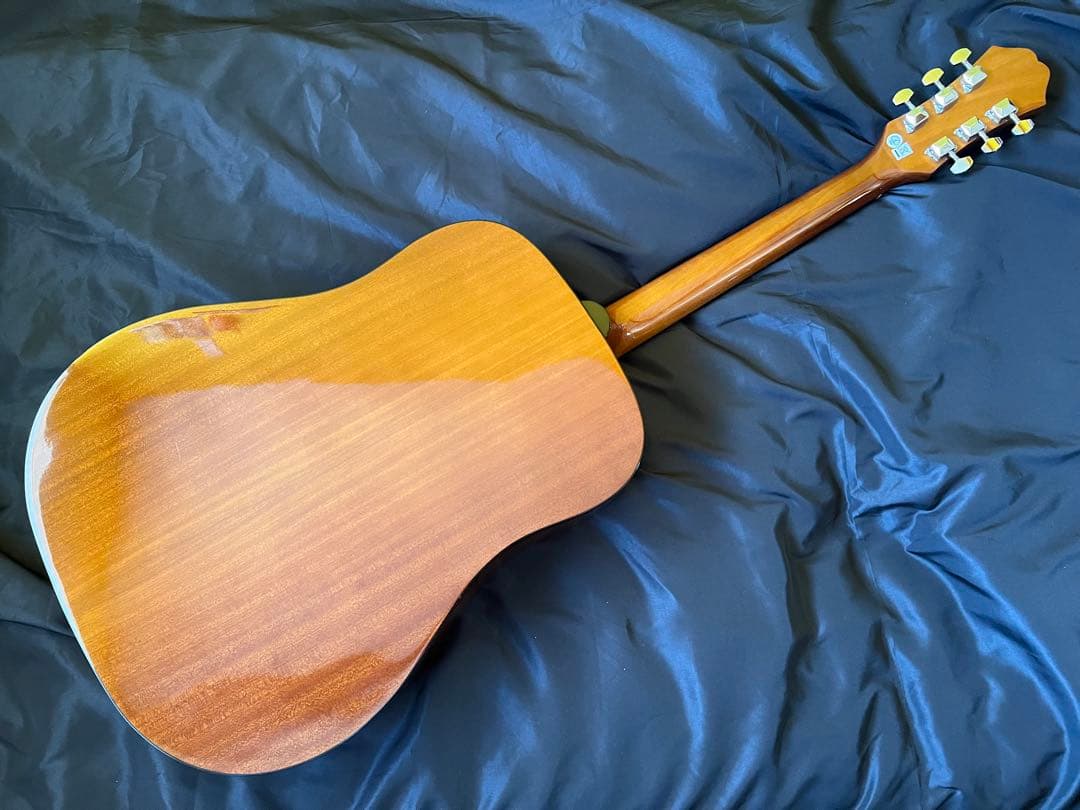epiphone dr-100NA未使用新品ハードケース付アコースティックギター