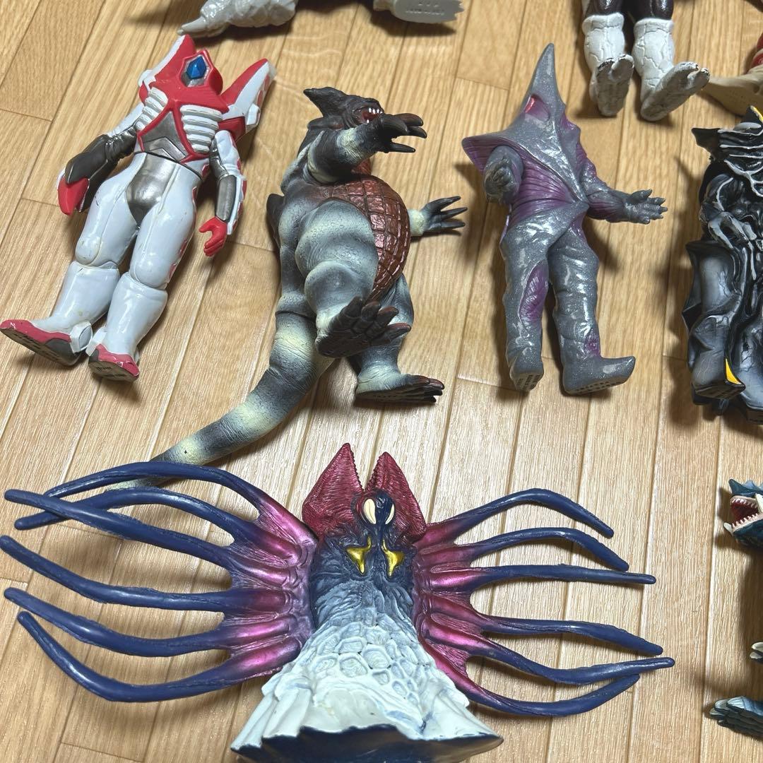 旧ウルトラ怪獣シリーズ　17体セット　TDG怪獣　大量まとめ